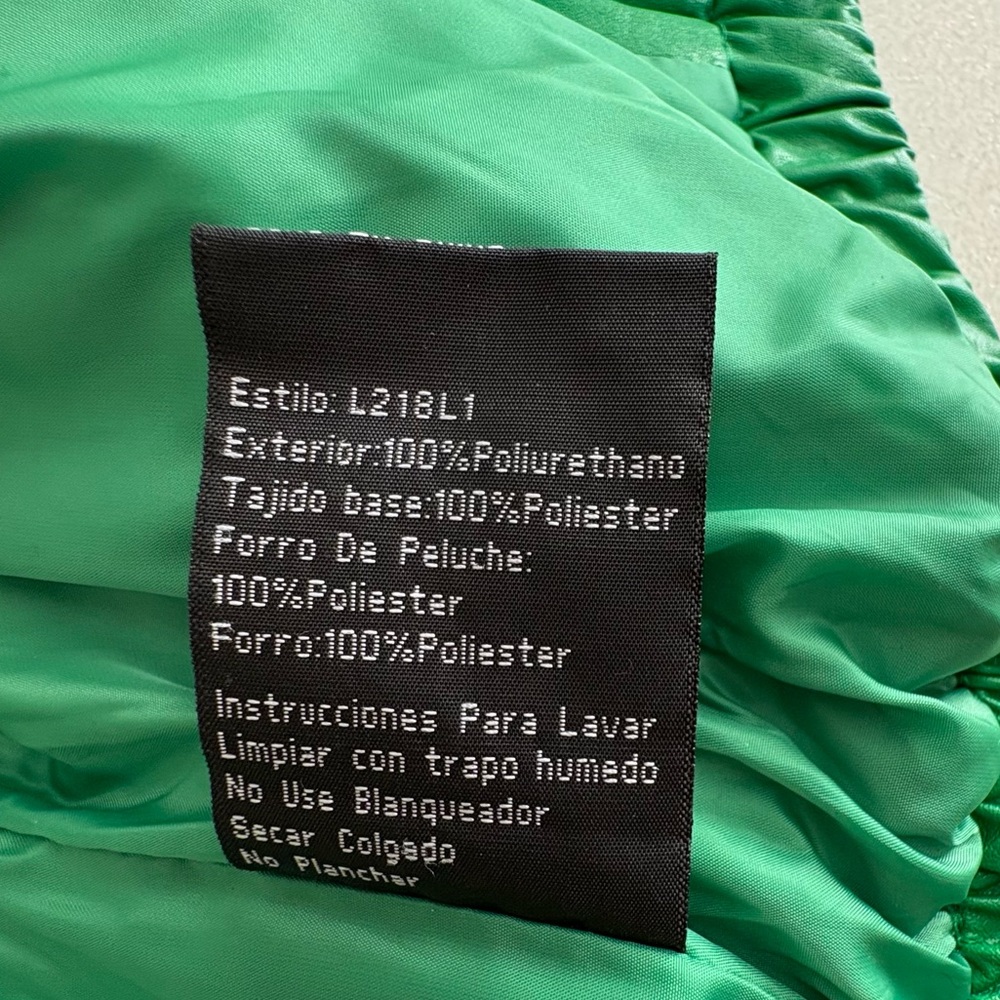 Coalition LA Green Puffer Vest Cropped Zip Pockets Snap & Zip Up Collar - Picture 5 of 14